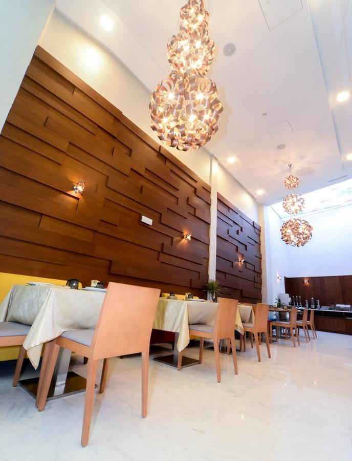 Golden Star Hotel